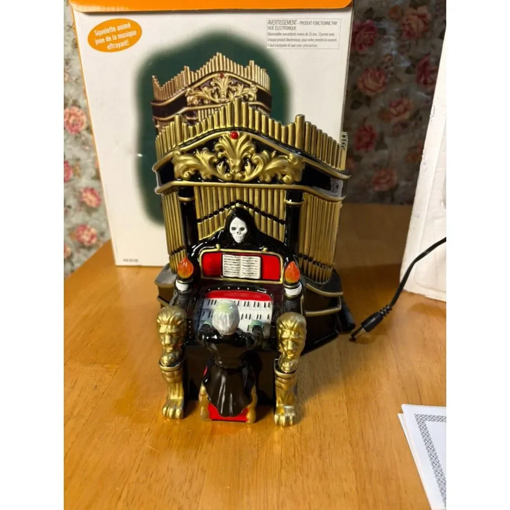 NWT Dept. 56 Phantom of the Organ